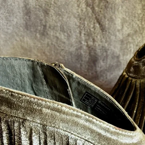 Ariat Unbrindled Layla metallic fringe western boots size 10 - Picture 15 of 15